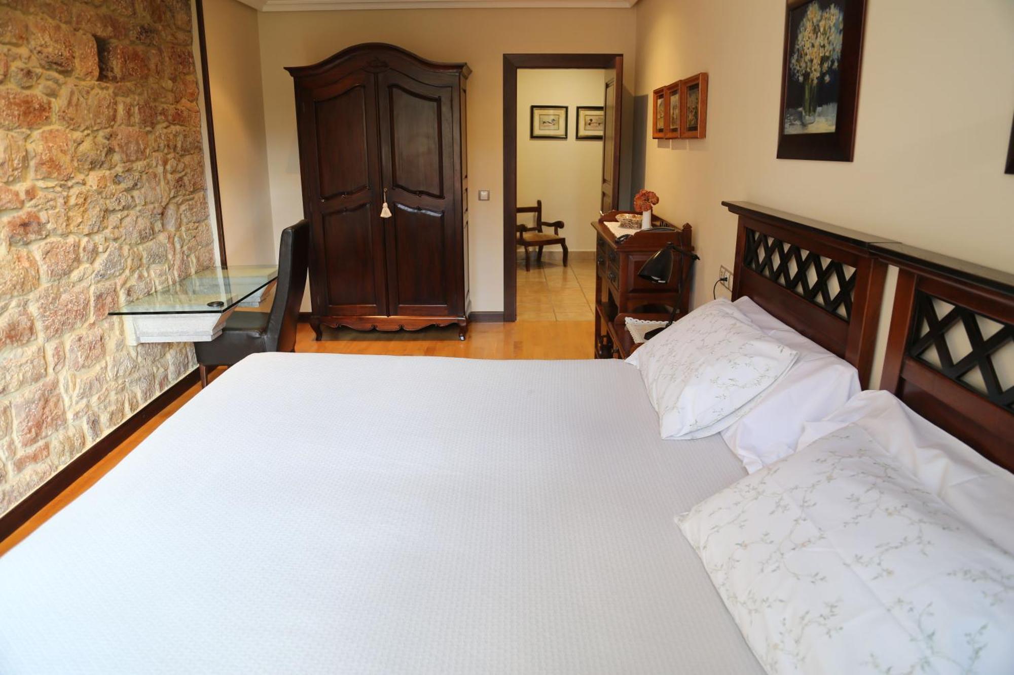 Apartamentos La Pontiga *** 因菲耶斯托 外观 照片